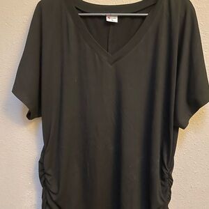 Amazon Black Short Sleeve V-Neck Dolman Top